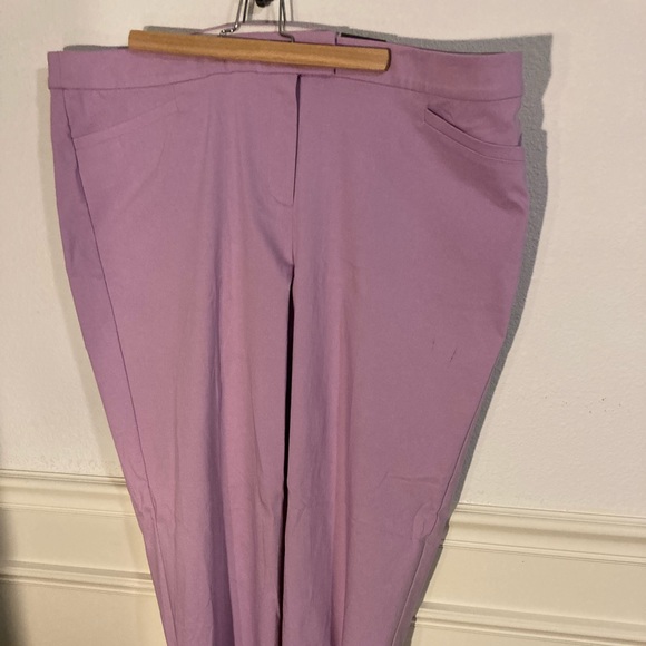 Lilac colored Lane Bryant Ankle Pants Plus size - Picture 11 of 11